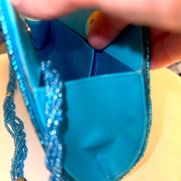 GORGEOUS  turquoise beaded and rhinestone wave clutch SHOWSTOPPER!! - Picture 4 of 10